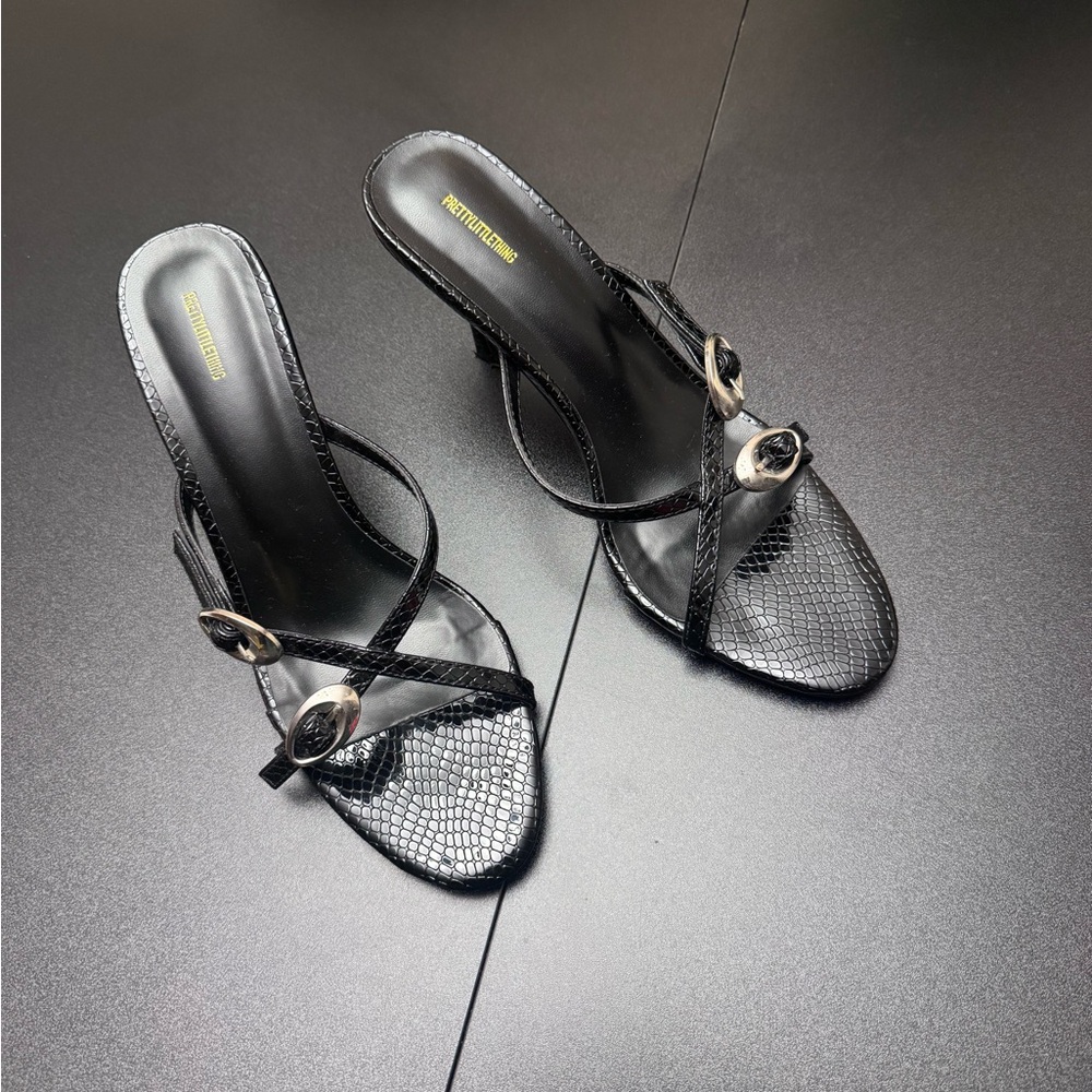 PrettyLittleThing Black Snake-Texture Strappy Slide Heels